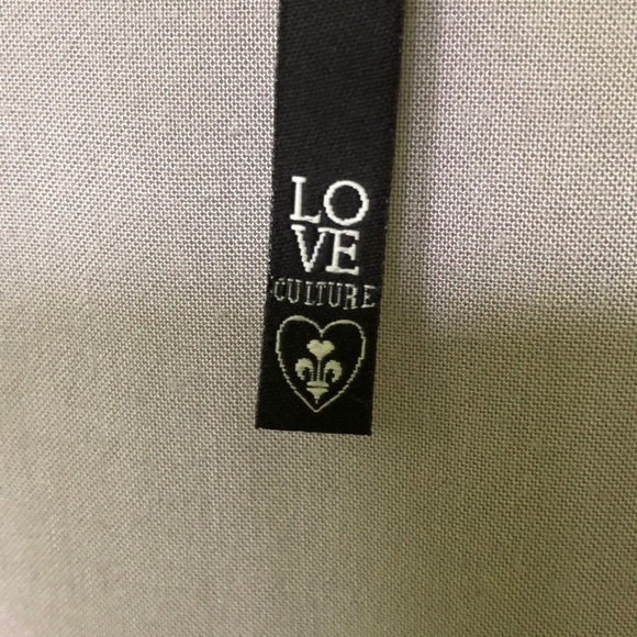 T shirt - Picture 3 of 3